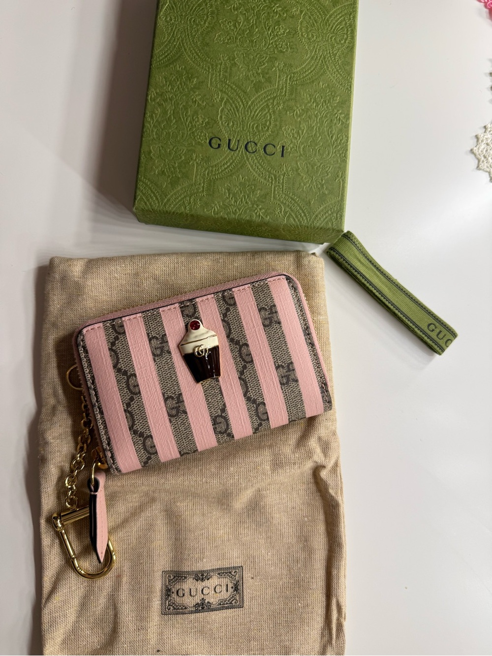 Gucci Zip Wallet Ice Cream Cupcake Pink GG